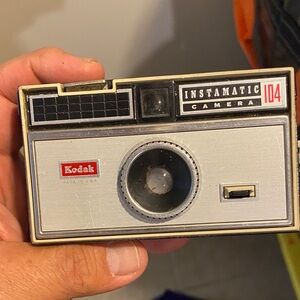 Kodak Instamatic 104 in Silver and Black